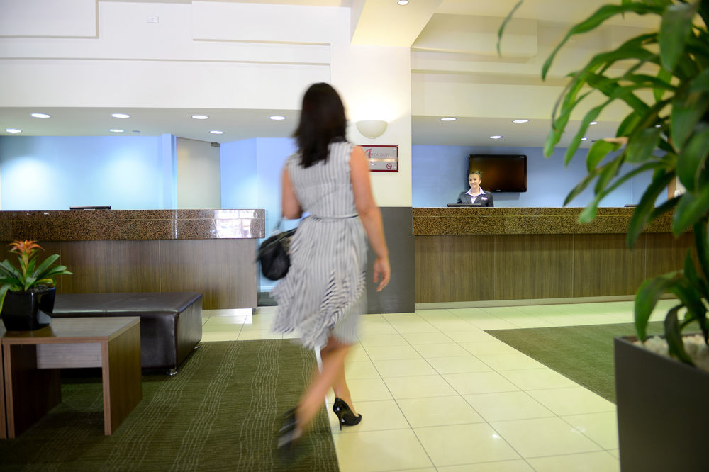 Ibis Styles Adelaide Grosvenor Hotel Exterior photo